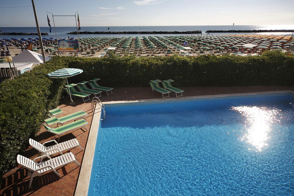 Hotel Villa Sole Resort 벨레지아아지마리나 외부 사진