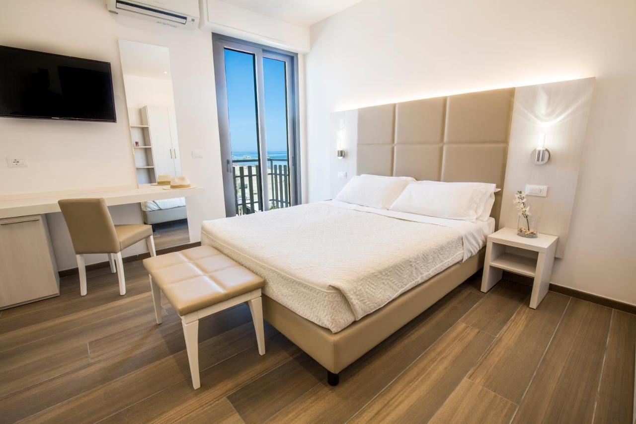 Hotel Villa Sole Resort 벨레지아아지마리나 외부 사진